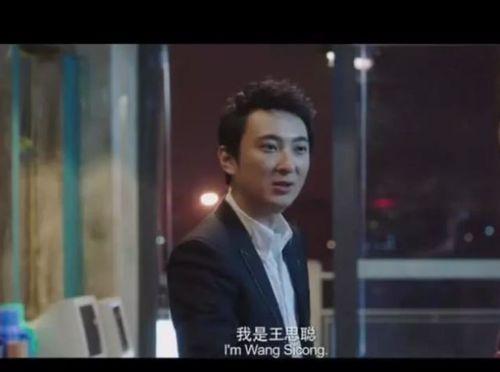 类似我在娱乐圈吃瓜演戏